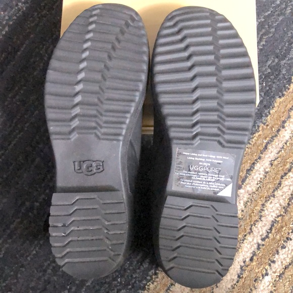 UGG (EU41) Uggs Pure wool booties - Picture 9 of 11